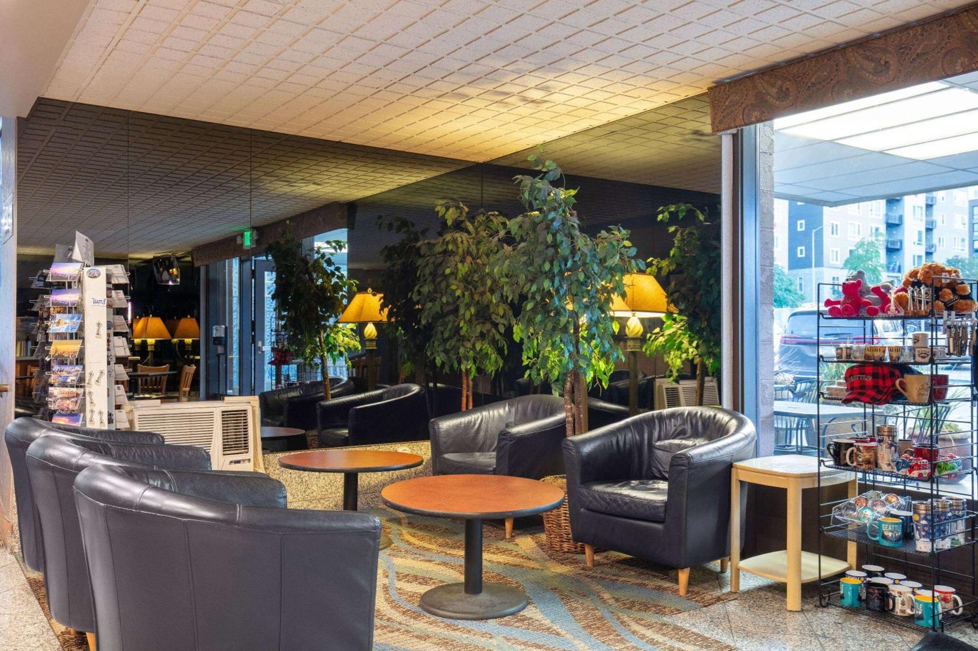 Travelodge By Wyndham Seattle By The Space Needle Exterior photo